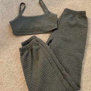 Grey waffle sweatpants set, Size Small